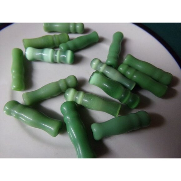 Green Cats Eye Glass Beads - Picture 1 of 2